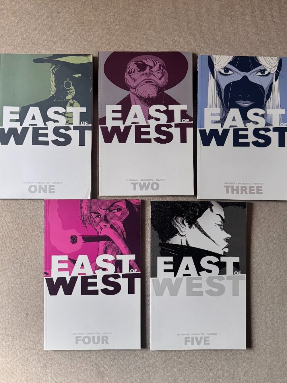EAST OF WEST VOL 1-5 - Johnathan Hickman - Graphic Novel Trade Paperback